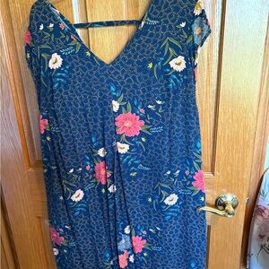 DR2 Navy Floral Dress